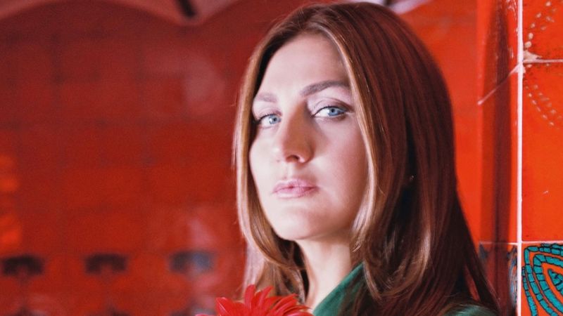 Çocuklarıyla yeni yaşını kutladı! Şarkıcı Sibel Can 55 oldu