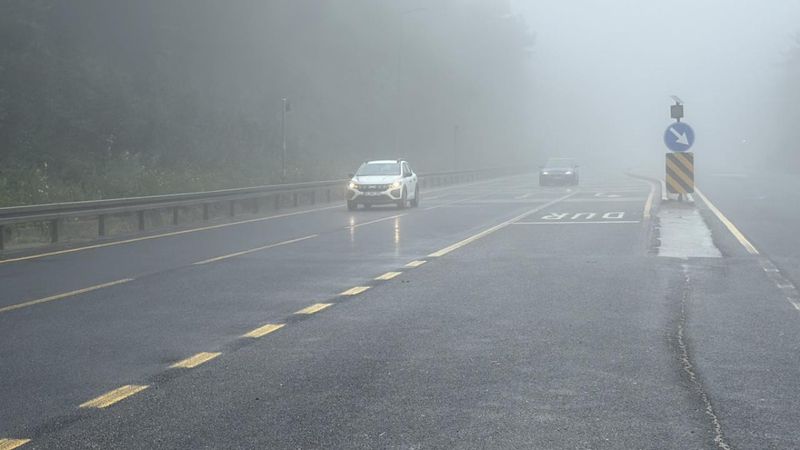 Bolu Dağı'nda sağanak ve sis görüş mesafesini düşürdü