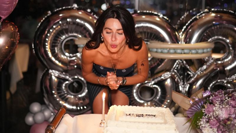 Nesrin Cavadzade Mısır'a gitti! Tatil pozları beğeni aldı