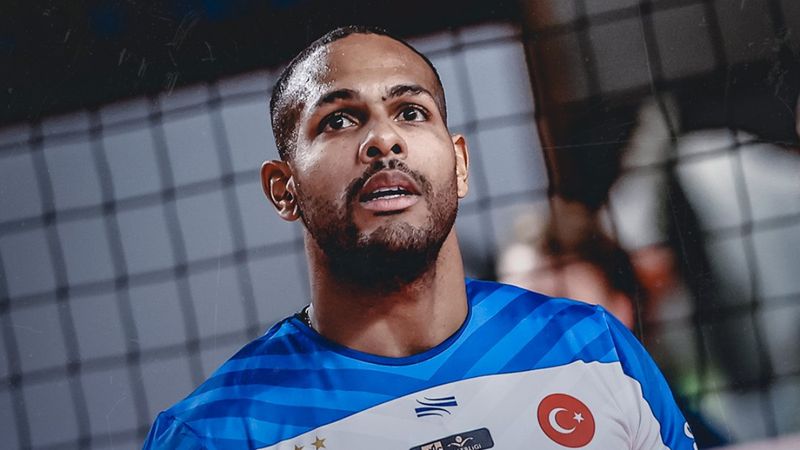 Halkbank Voleybol Takımı, Yoandy Leal ile sözleşme uzattı