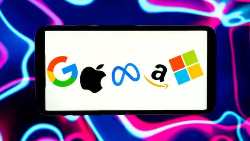 Yapay zeka çılgınlığı, Teknoloji devleri 2025'te 155 milyar dolar harcadı