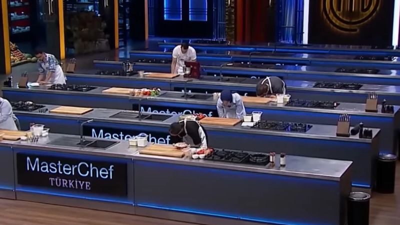 MasterChef (4 Ağustos 2025) kaptan kim oldu? İşte mavi ve kırmızı takım kadrosu…
