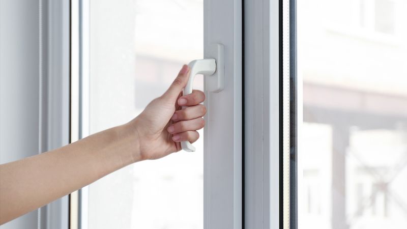 İngiltere’de kırmızı alarm: ‘Pencereleri kapatın!’ uyarısı yapıldı!