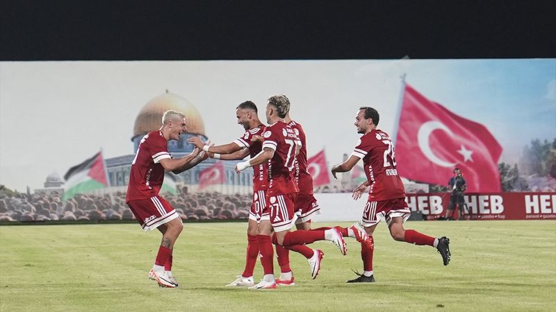 Ümraniyespor, Manisa FK'yı mağlup etti