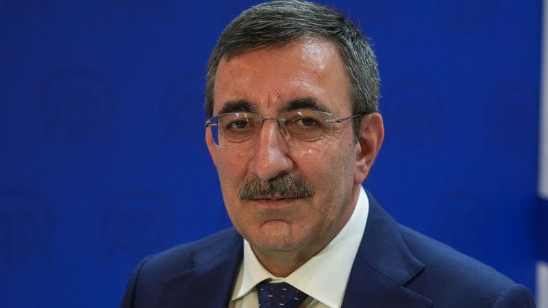 Cevdet Yılmaz: Cumhurbaşkanlığı makamı milli iradeyi temsil ediyor