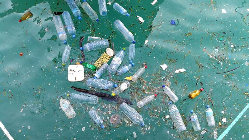 Plastik kirliliği sağlık harcamalarında 1,5 trilyon dolara mâl oluyor