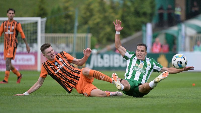 Shakhtar Donetsk, 6 gollü maçta galibiyeti uzatmada kaçırdı