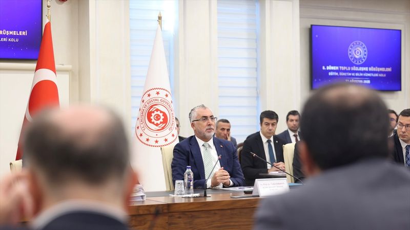 Vedat Işıkhan: Toplu Sözleşme sürecinde uzlaşı zeminini koruyacağız