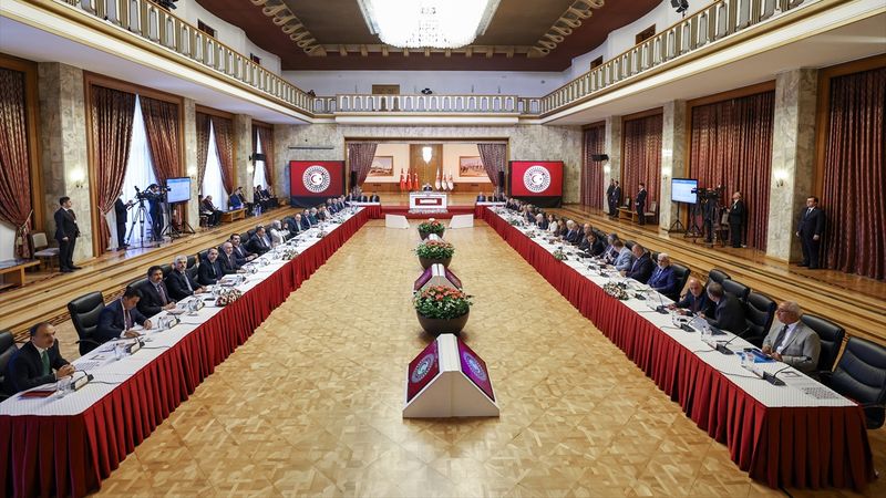 Meclis Komisyonu 3. kez toplandı: Şehit yakınları ve gaziler dinlenecek