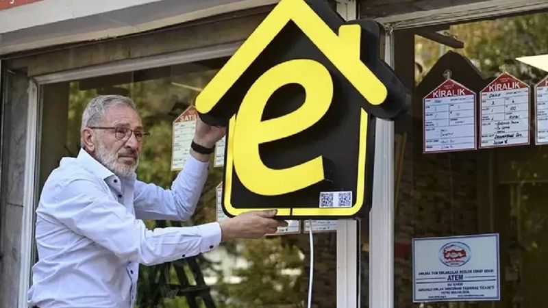 Emlak sektöründe yeni dönem: O tabelayı kullanmak zorunlu oluyor!