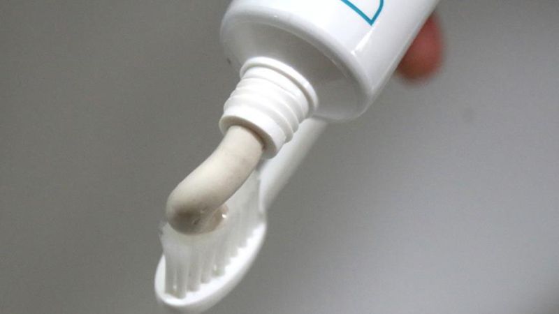 Bilim insanlarından yeni araştırma: Saçtan diş macunu üretimi