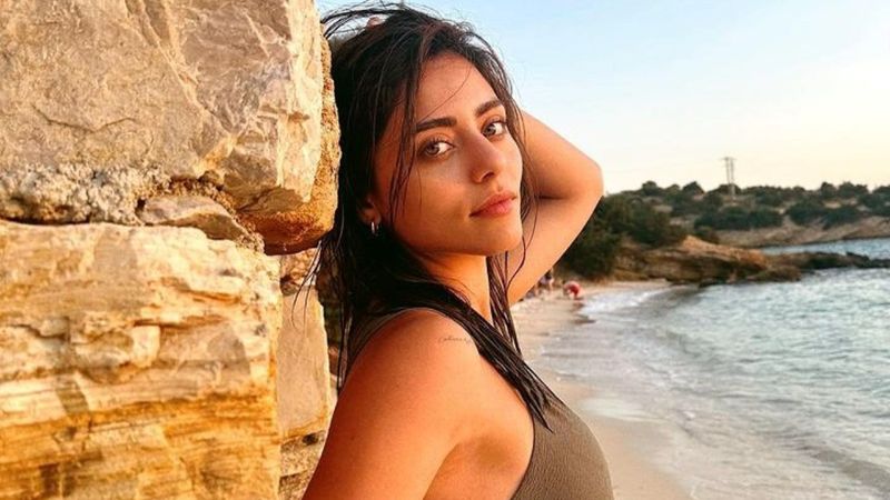 Sıla Türkoğlu, evlilik teklifinin ardından yüzüğünü gösterdi