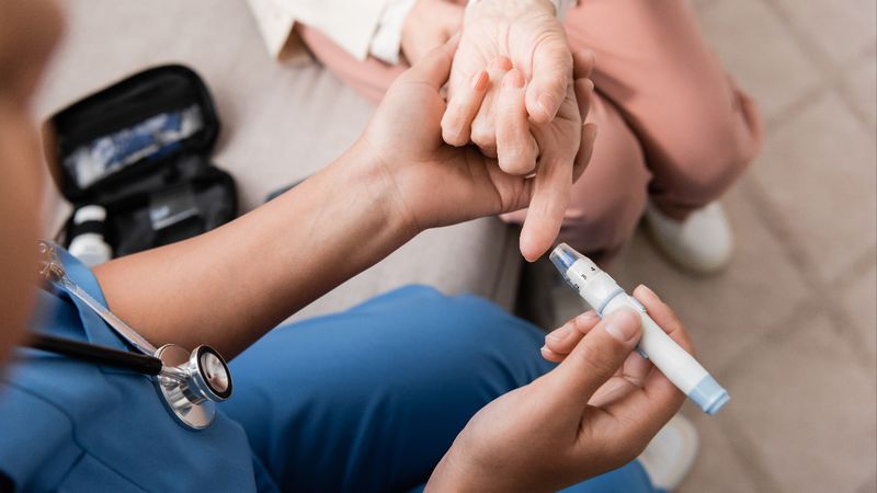 Diyabet hastaları dikkat: Bu meyveler hayati risk oluşturuyor