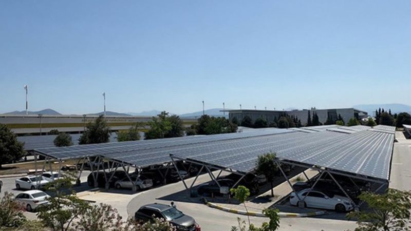 Türkiye’de bir ilk: Bu otopark üç bin hanenin elektriğini karşılıyor!