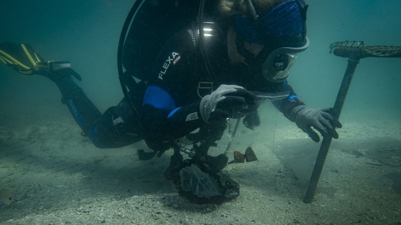 Urla Liman Tepe’de 5 bin 300 yıllık su altı keşfi
