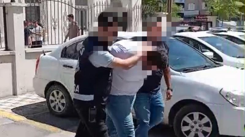 Ankara'da otomobilin içinde havai fişek ateşledi: 27 bin 557 lira ceza uygulandı