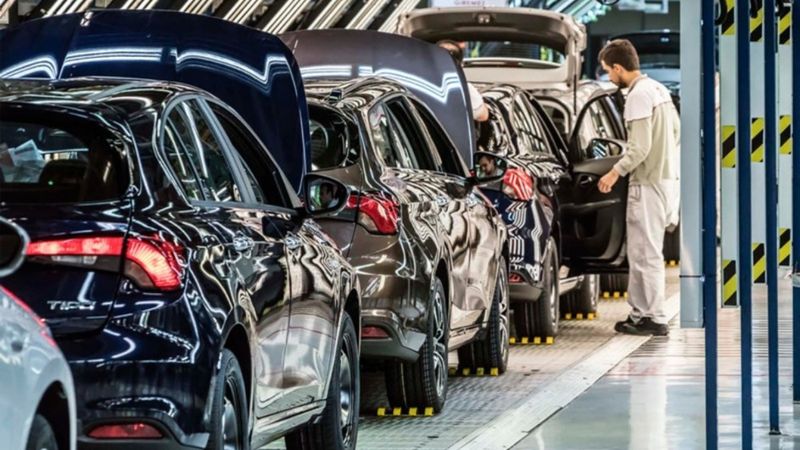 Otomotiv sektöründe dengeler değişiyor! İki dev marka birleşiyor