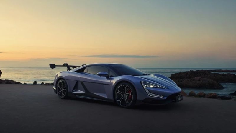 BYD Yangwang U9,  elektrikli araç hız rekorunu kırdı