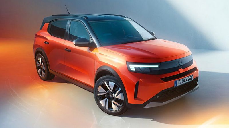 Opel'den geri adım: Sadece elektrikli otomobil üretmeyecek