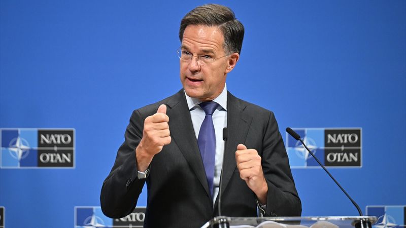 Mark Rutte: Ukrayna'nın NATO'ya girip girmeyeceğine Rusya karar veremez