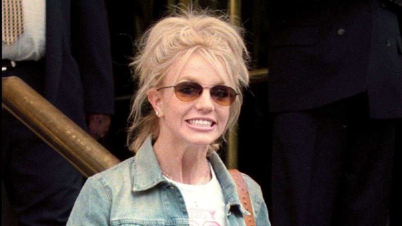 Yakınlarını korkutuyor! Britney Spears'ın evinin son hali gündem oldu