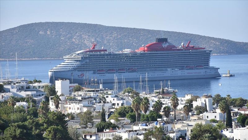 Abdulkadir Uraloğlu: Kruvaziyer turizmi ağustosta rekor kırdı