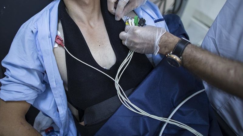 Göğüs ağrısının iki farklı sebebi: Panik atak ve kalp krizi