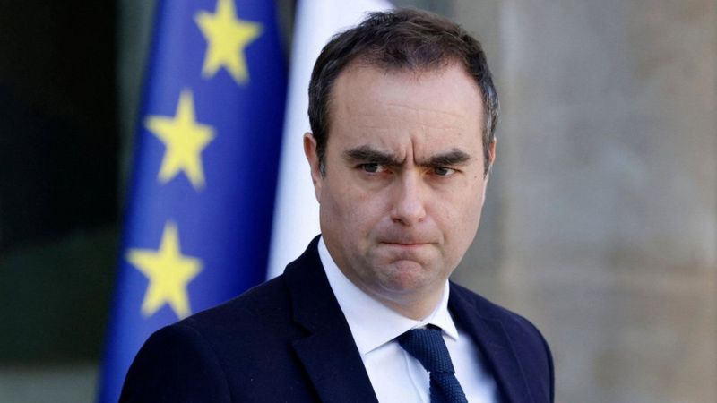 Fransa'da yeni Başbakan Lecornu göreve başladı