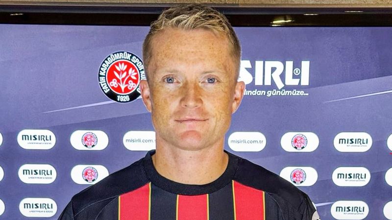 Fatih Karagümrük, Sam Larsson'u transfer etti