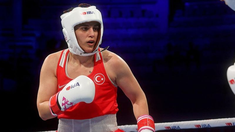 Busenaz Sürmeneli ve Elif Güneri, Dünya Boks Şampiyonası'ndan elendi