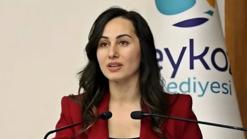 CHP'li Beykoz Belediye Başkanvekili Özlem Vural Gürzel, AK Parti'ye geçiyor