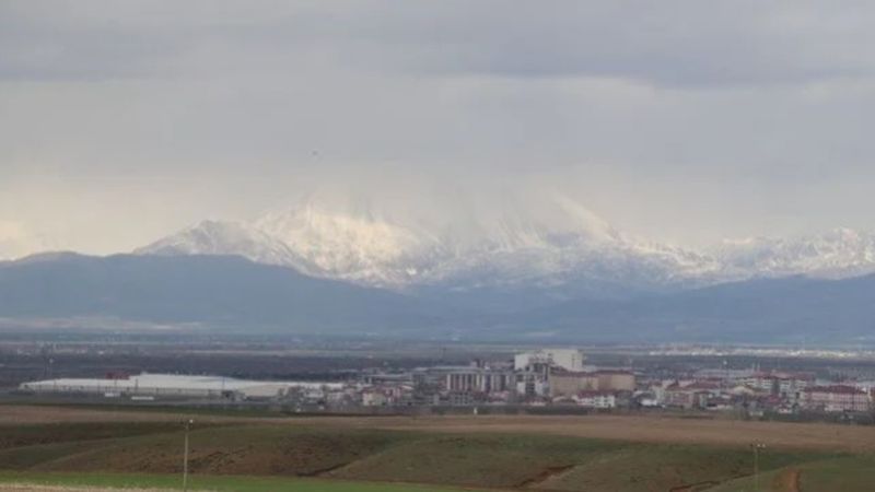 Ermenistan’dan Ağrı Dağı kararı: Pasaport ve vizelerden kaldırılacak