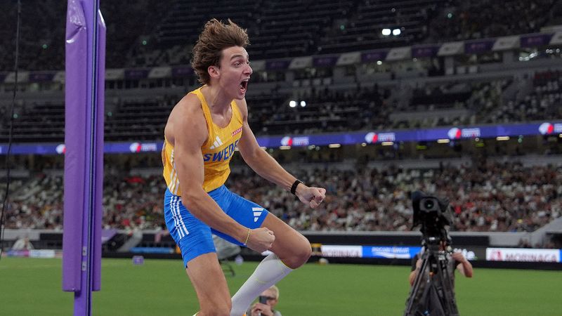 Armand Duplantis, 14. dünya rekorunu kırdı