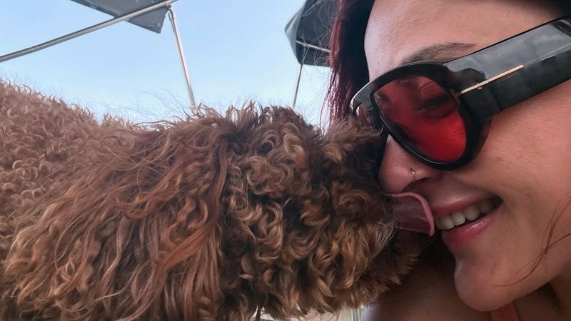 Melek Mosso sonunda tatile çıktı! Tekneden fotoğraf yayınladı