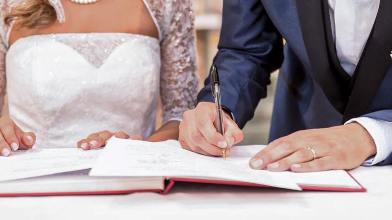 Evlenmek isteyen çiftler dikkat: Bunları yapmak zorunlu oluyor!