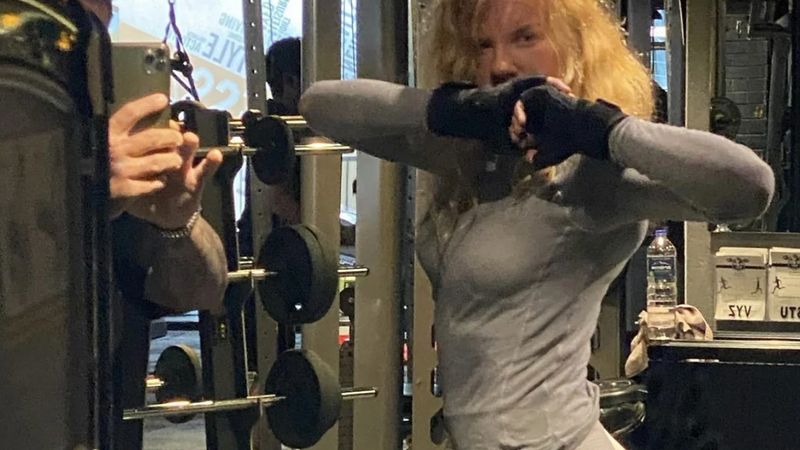 Biricik Suden'den itiraflar: Emekli maaşı için sıra beklemek zor diyorlar 62 yaşımda 300 kilo kaldırıyorum