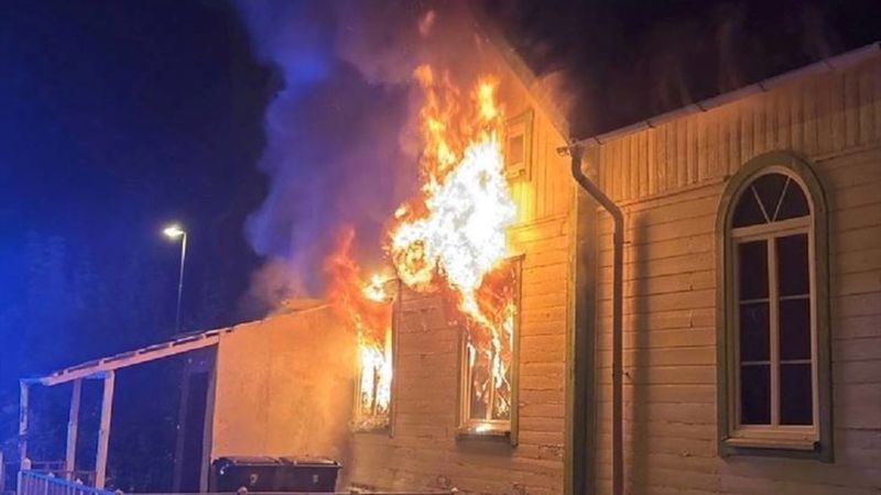 İsveç'te camide çıkan yangında kundaklama şüphesi