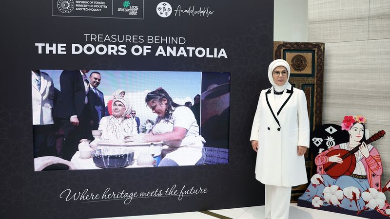 Emine Erdoğan, Melania Trump'ın verdiği resepsiyona katıldı