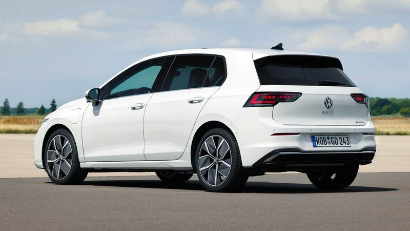 204 beygirlik eHybrid Volkswagen Golf, Türkiye’de satışta