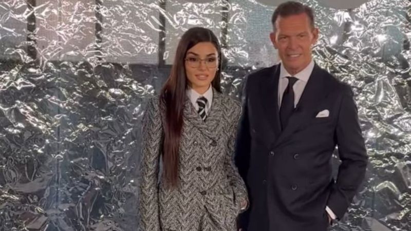 Hande Erçel ile ablası Gamze Erçel Milano'ya gitti! Kız kardeş pozu verdiler