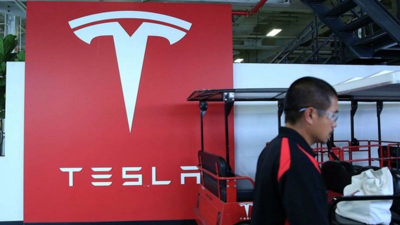 Tesla fabrikasında robot kazası: İşçiden 51 milyon dolarlık dava