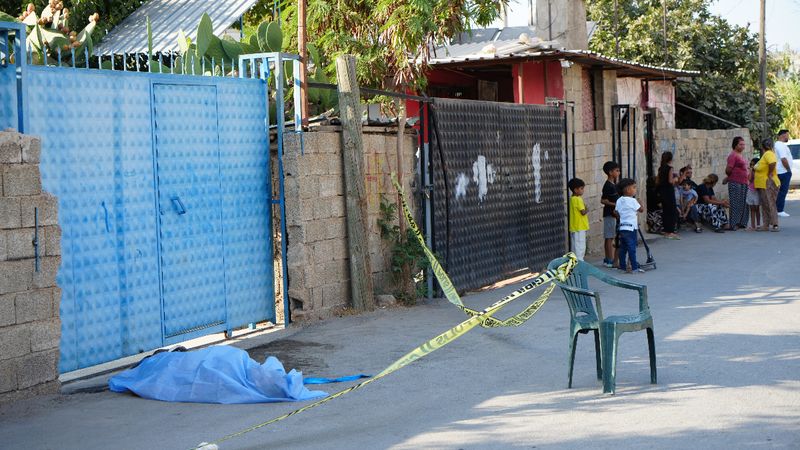 Antalya'da şüpheli ölüm: Yanındaki şırınga dikkat çekti