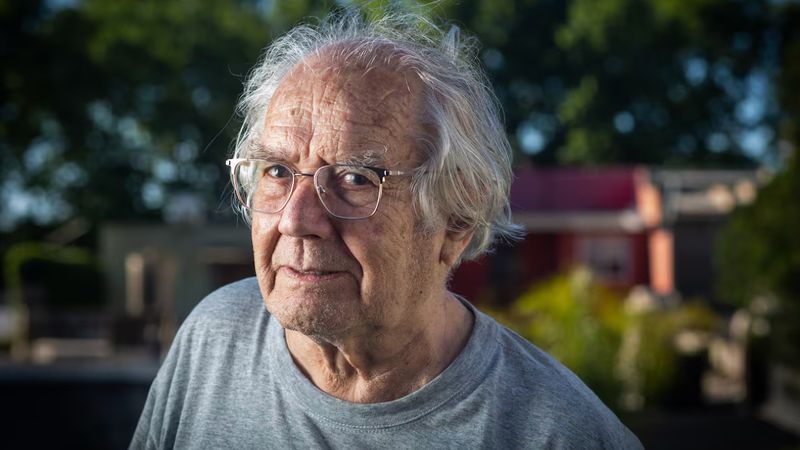 Nobel ödüllü Perez, Netanyahu'nun tutuklanması için mahkemeye başvurdu