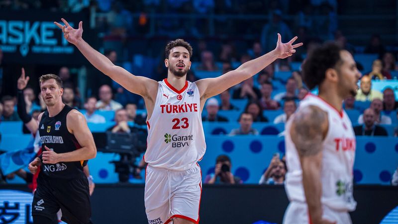 Alperen Şengün, EuroBasket'in kendileri için inanılmaz olduğunu düşünüyor