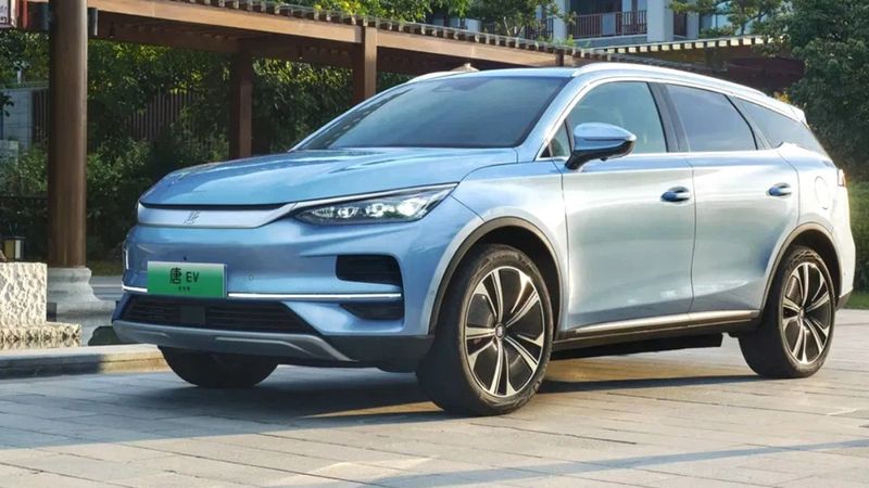 BYD'nin üçüncü çeyrek satışları, 2020'den bu yana ilk kez düştü