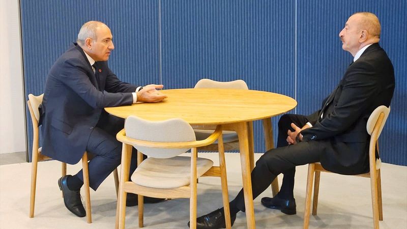 Barıştan sonra yeni temas: İlham Aliyev ve Nikol Paşinyan görüştü