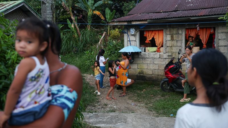 Filipinler'de 6,9 büyüklüğünde deprem: Hayatını kaybedenlerin sayısı 72'ye çıktı