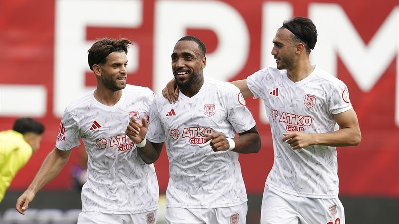 Pendikspor, Adana Demirspor'a 3 attı