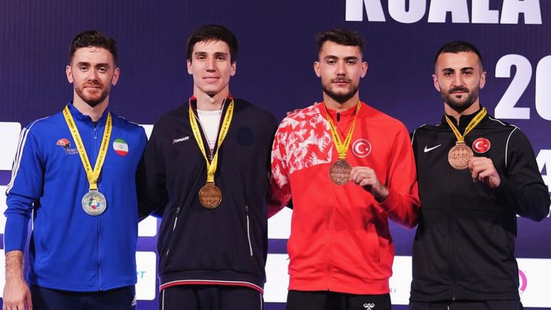 Milli karateciler, Malezya'da 3 madalya aldı