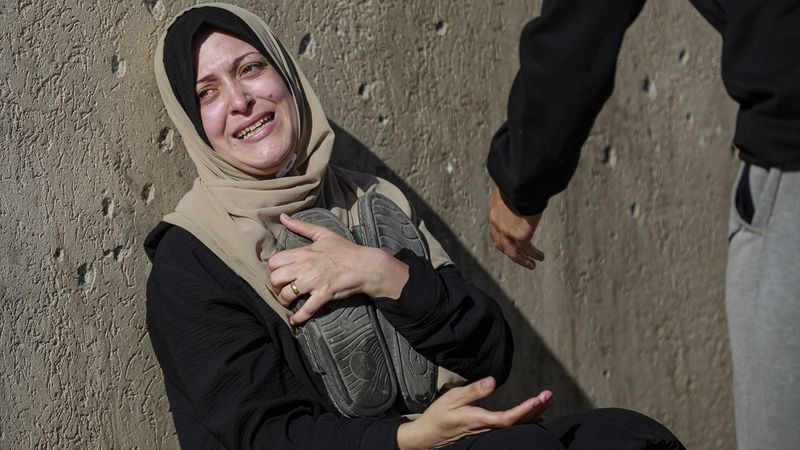 Gazze’de can kaybı 67 bin 160’a yükseldi